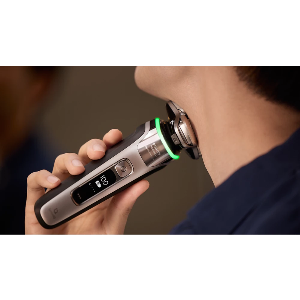 Norelco i9000 Prestige Wet&amp;Dry Electric Shaver with SenseIQ (XP9204/98)