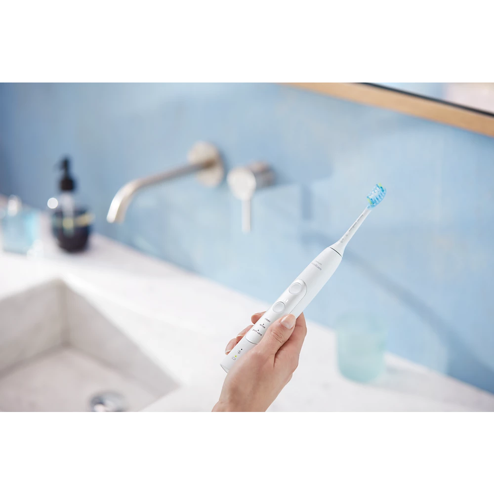 ExpertResults 7000 Sonic electric toothbrush (HX7533/01)