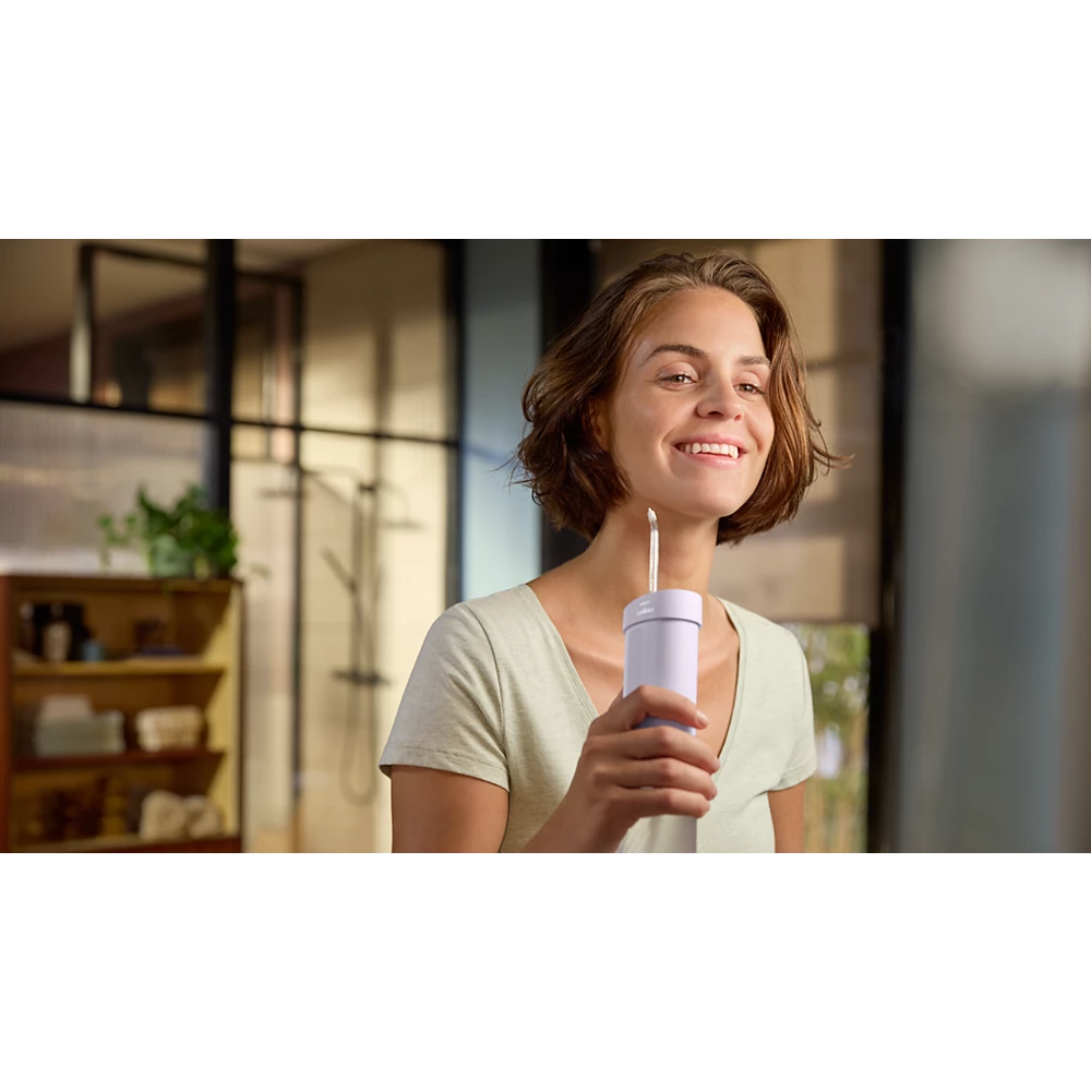 Sonicare Compact Flosser 1000 Oral Irrigator (HX3333/23)