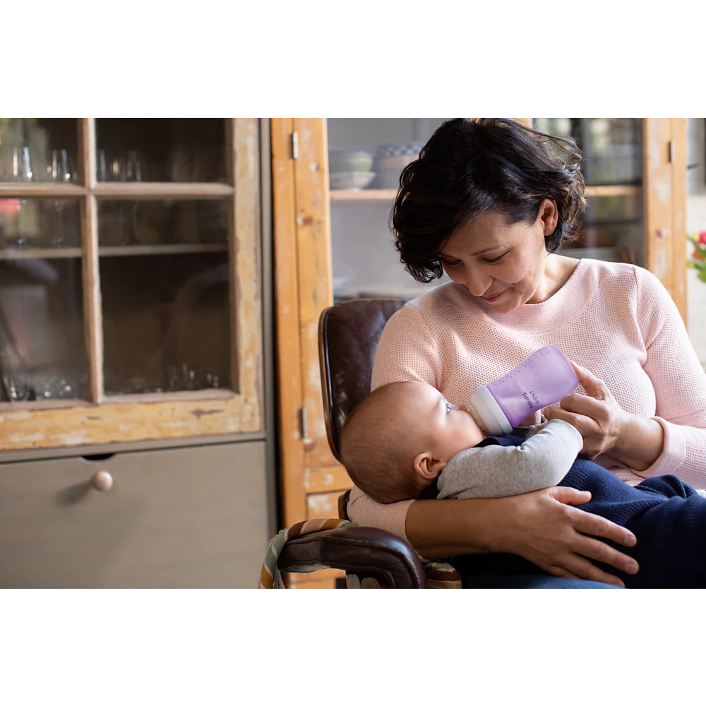 Avent Natural Response Baby Bottle (SCY903/34)