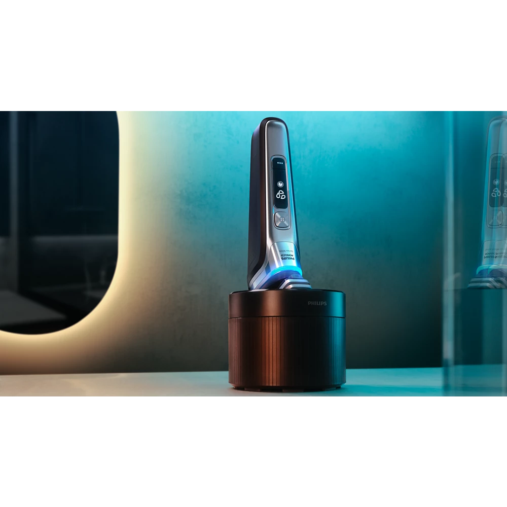 Norelco Shaver Series 9000 Wet &amp; Dry Electric shaver with SenseIQ (S9985/84)
