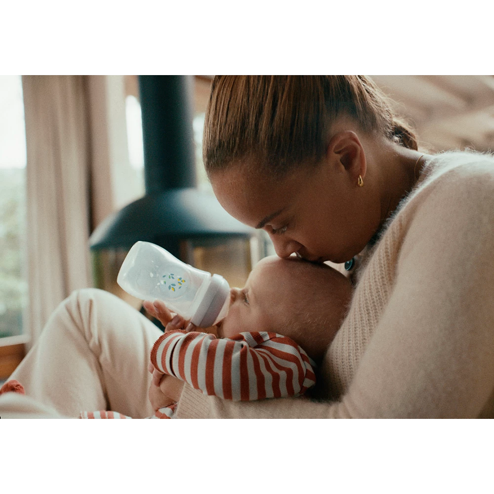 Avent Natural Response Baby Bottle (SCY903/70)