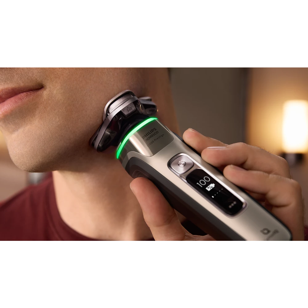 Norelco i9000 Prestige Wet&amp;Dry Electric Shaver with SenseIQ (XP9203/81)