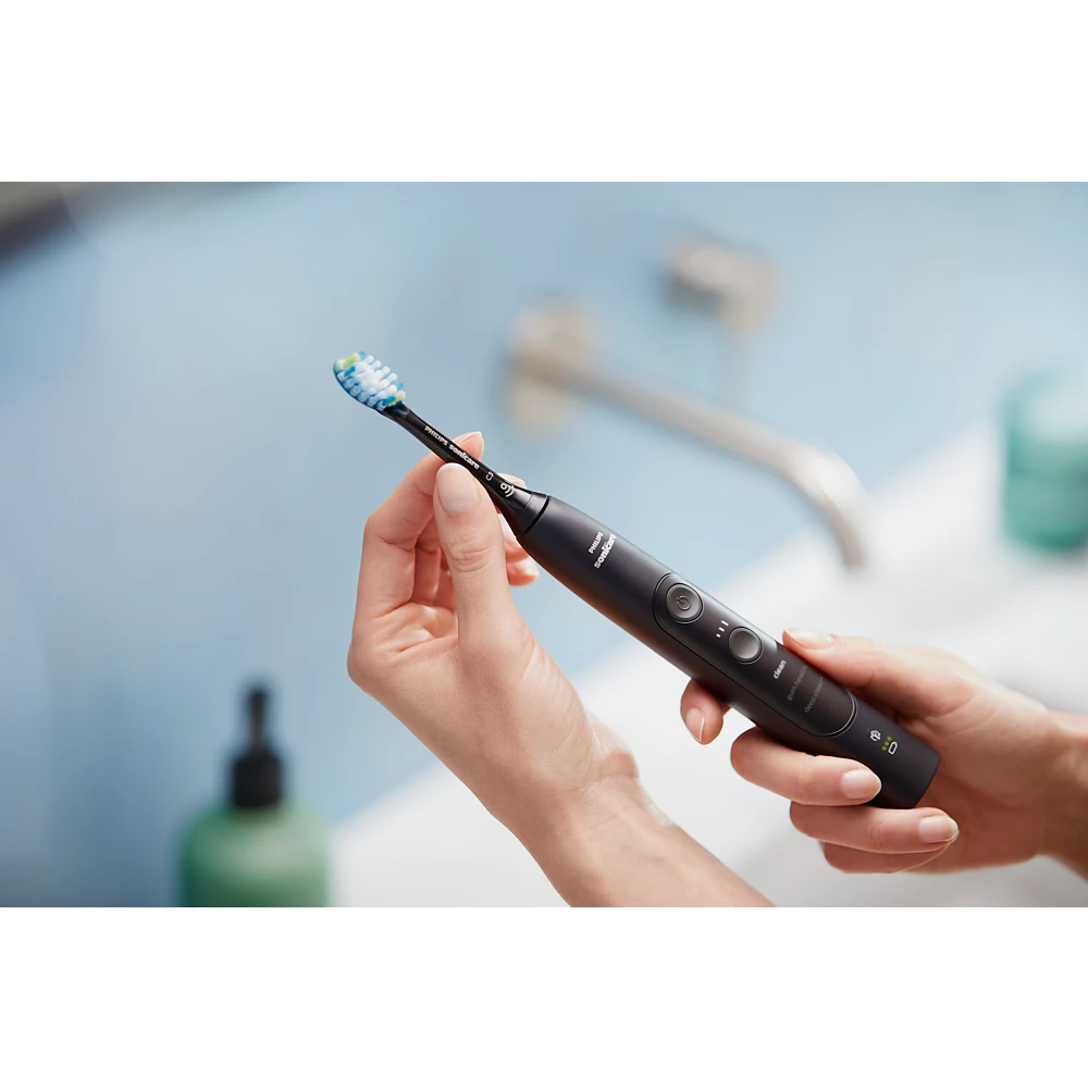 ExpertClean 7300 Sonic electric toothbrush with app (HX9610/17)